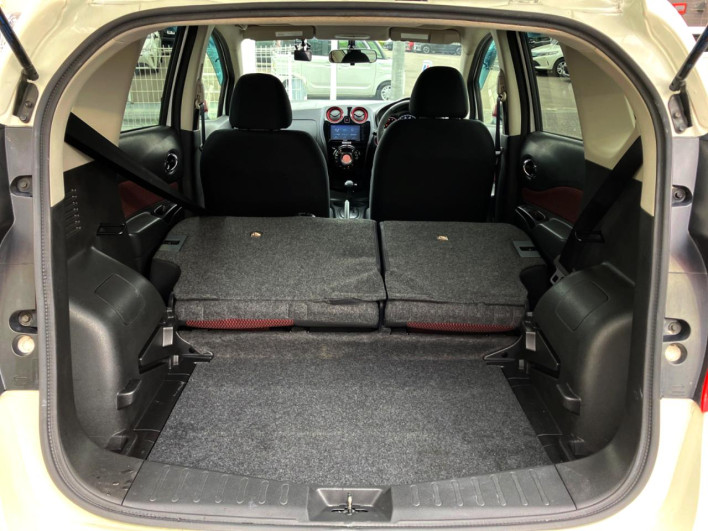 2015 Nissan Note DBA-E12 (UW-69f6bbe06ac5a)[8]