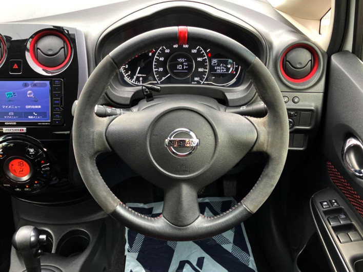 2015 Nissan Note DBA-E12 (UW-69f6bbe06ac5a)[18]