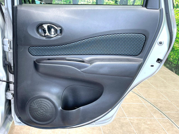 2016 Nissan Note DBA-E12 (UW-69f6bbe0b0fb1)[5]