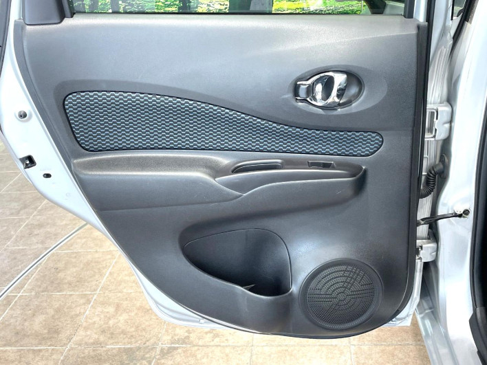 2016 Nissan Note DBA-E12 (UW-69f6bbe0b0fb1)[21]