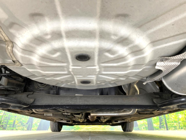 2016 Nissan Note DBA-E12 (UW-69f6bbe0b0fb1)[18]