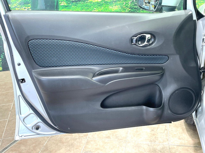 2016 Nissan Note DBA-E12 (UW-69f6bbe0b0fb1)[22]