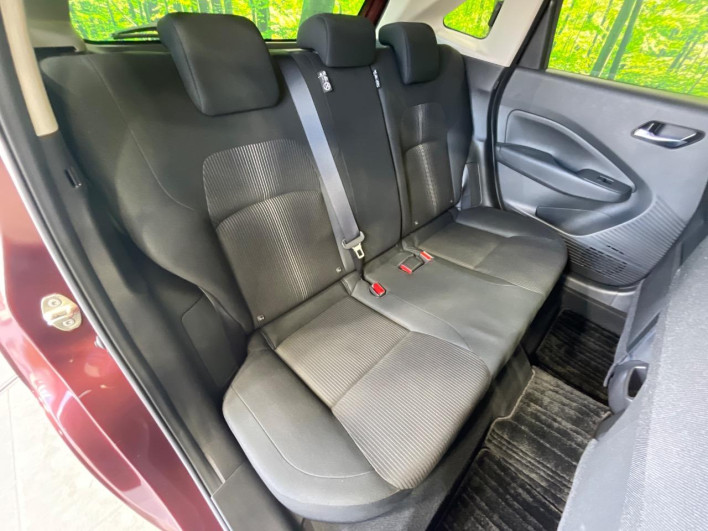 2021 Nissan Note 6AA-E13 (UW-69f6bbe2b9dfd)[22]