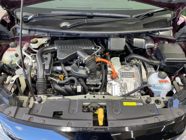 2021 Nissan Note 6AA-E13 (UW-69f6bbe2b9dfd)[19]
