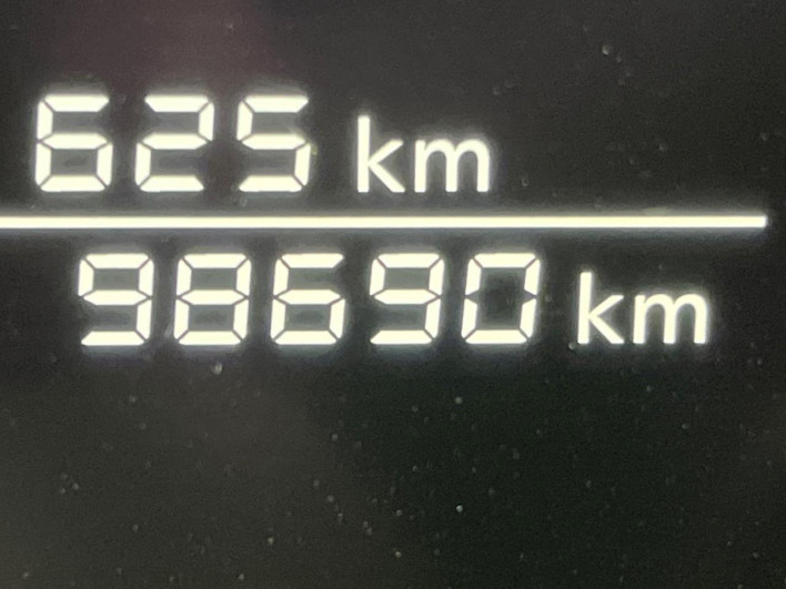 2022 Nissan Note 6AA-E13 (UW-69f6bbe347fd7)[2]