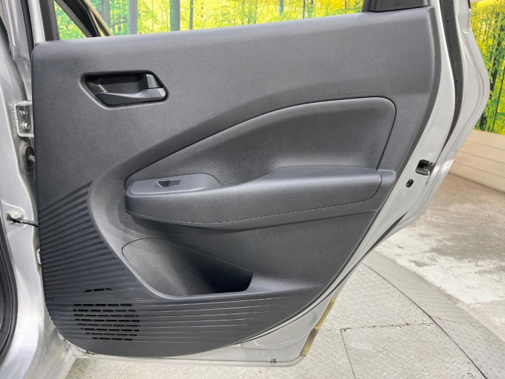 2022 Nissan Note 6AA-E13 (UW-69f6bbe347fd7)[29]