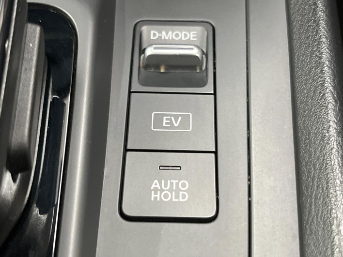 2022 Nissan Note 6AA-E13 (UW-69f6bbe347fd7)[22]