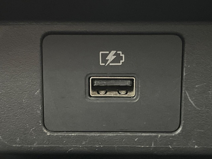 2022 Nissan Note 6AA-E13 (UW-69f6bbe347fd7)[19]