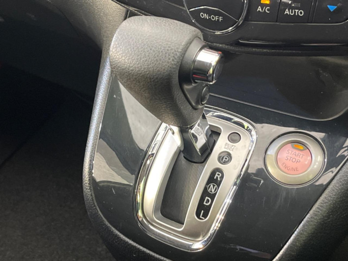 2012 Nissan Serena DBA-FC26 (UW-69f6bbe41f408)[4]