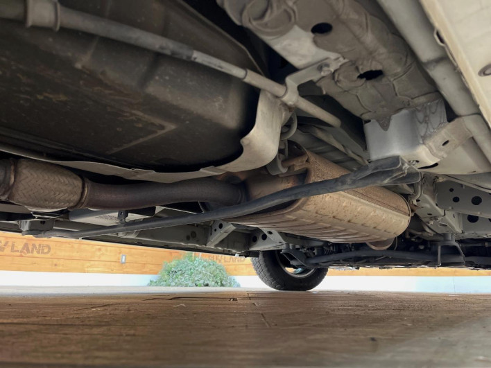 2014 Nissan Serena DBA-FNC26 (UW-69f6bbe890c6a)[10]