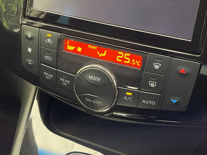 2014 Nissan Serena DBA-FNC26 (UW-69f6bbe890c6a)[15]