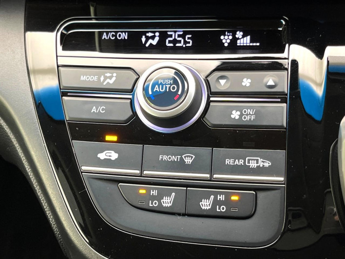 2021 Honda Freed hybrid 6AA-GB7 (UW-69f6bbed2e6a8)[28]