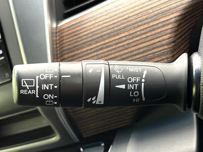 2021 Honda Freed hybrid 6AA-GB7 (UW-69f6bbed2e6a8)[21]