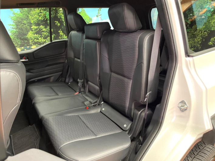 2024 Toyota Land Cruiser 250 3DA-GDJ250W (UW-69f6bbf0e34a1)[11]