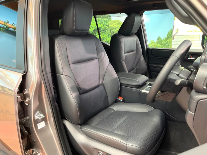 2025 Toyota Land Cruiser 250 3DA-GDJ250W (UW-69f6bbf135a2a)[8]