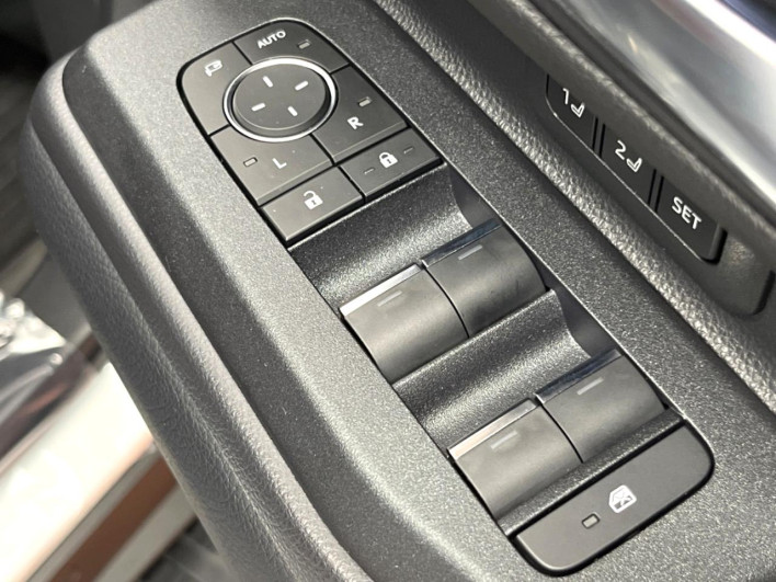 2025 Toyota Land Cruiser 250 3DA-GDJ250W (UW-69f6bbf1606f8)[25]