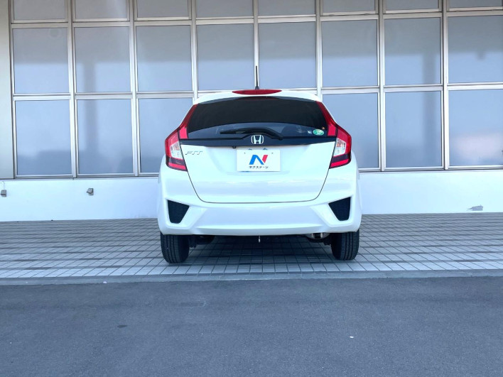 2017 Honda Fit DBA-GK3 (UW-69f6bbfbbe233)[6]