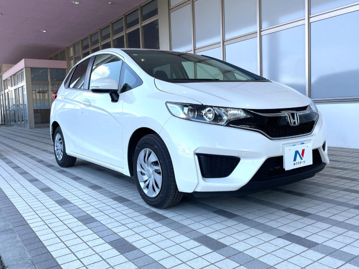 2017 Honda Fit DBA-GK3 (UW-69f6bbfbbe233)[27]