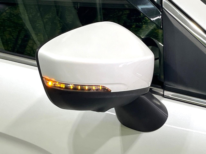 2021 Mitsubishi Eclipse Cross PHEV 5LA-GL3W (UW-69f6bbfc953d9)[14]