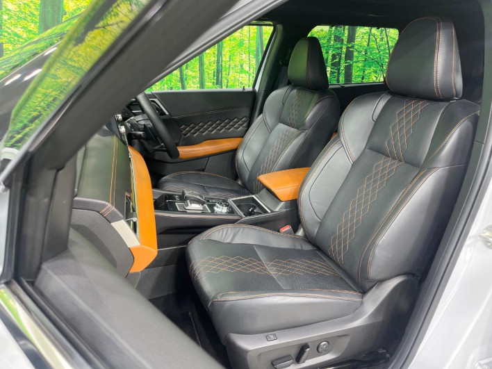 2022 Mitsubishi OUTLANDER PHEV 5LA-GN0W (UW-69f6bbfcbd277)[23]
