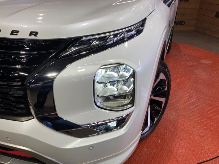 2022 Mitsubishi OUTLANDER PHEV 5LA-GN0W (UW-69f6bbfd2f14e)[10]