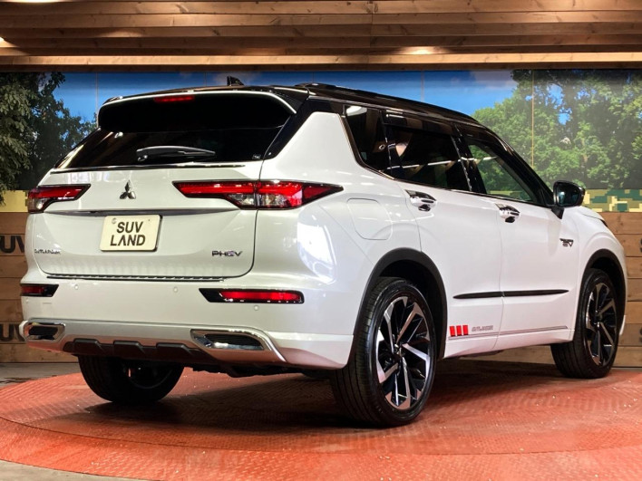 2022 Mitsubishi OUTLANDER PHEV 5LA-GN0W (UW-69f6bbfd2f14e)[20]