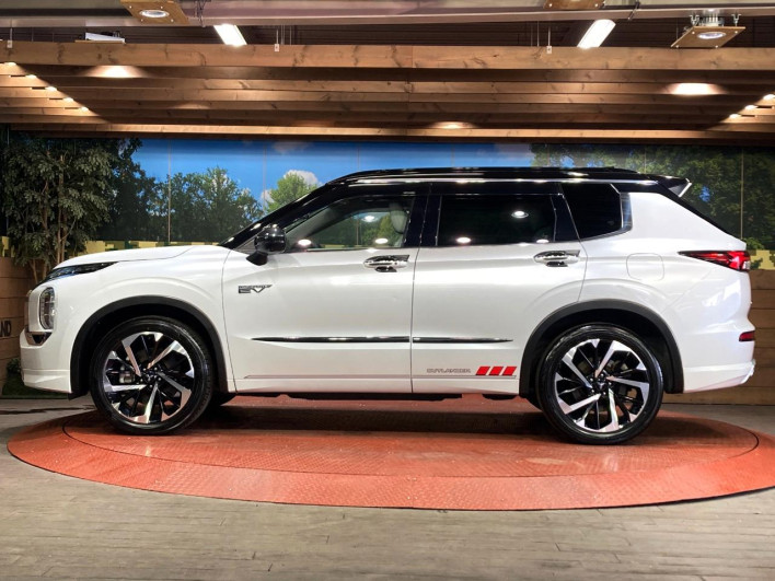 2022 Mitsubishi OUTLANDER PHEV 5LA-GN0W (UW-69f6bbfd2f14e)[23]