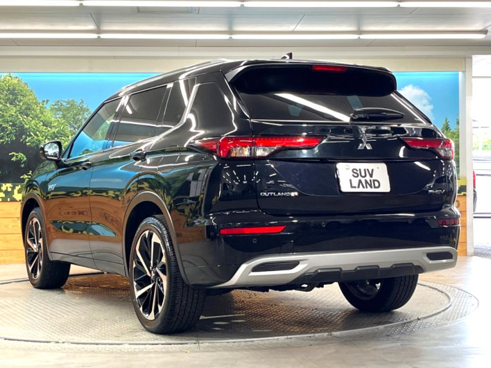 2023 Mitsubishi OUTLANDER PHEV 5LA-GN0W (UW-69f6bbfe2c322)[15]