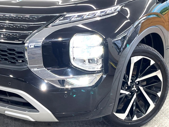 2023 Mitsubishi OUTLANDER PHEV 5LA-GN0W (UW-69f6bbfe2c322)[25]