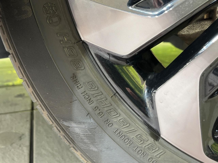 2023 Honda Fit 6AA-GR6 (UW-69f6bc034d6ac)[26]