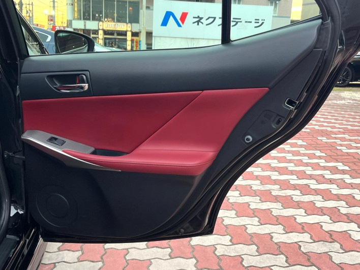 2014 Lexus IS DBA-GSE31 (UW-69f6bc058a5f8)[26]