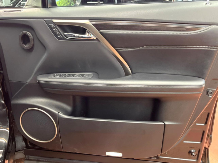 2021 Lexus RX 6AA-GYL26W (UW-69f6bc0e1e07e)[23]