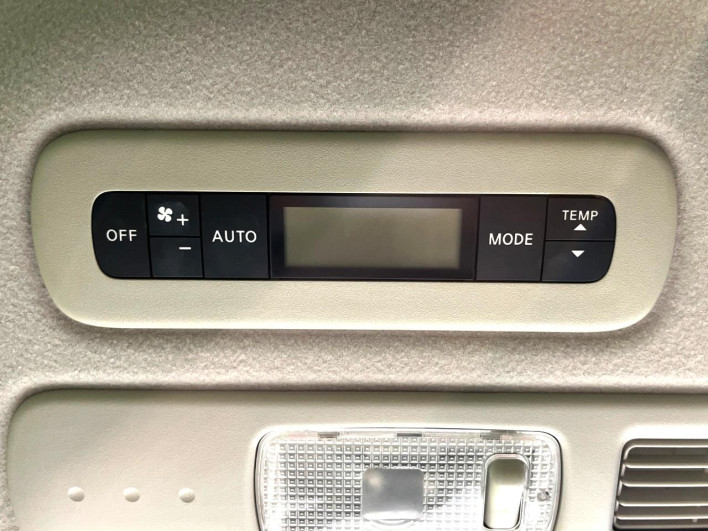 2014 Nissan Serena DAA-HC26 (UW-69f6bc13cd041)[6]