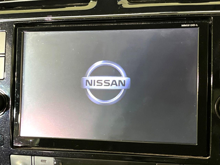 2014 Nissan Serena DAA-HC26 (UW-69f6bc13cd041)[23]