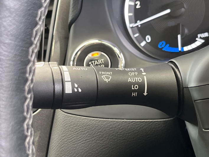 2019 Nissan Skyline DAA-HV37 (UW-69f6bc1d308cd)[24]