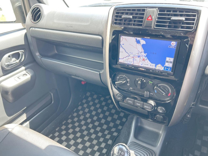 2015 Suzuki Jimny ABA-JB23W (UW-69f6bc1e36c70)[12]