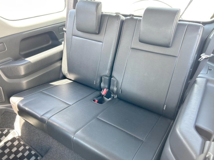 2015 Suzuki Jimny ABA-JB23W (UW-69f6bc1e36c70)[25]