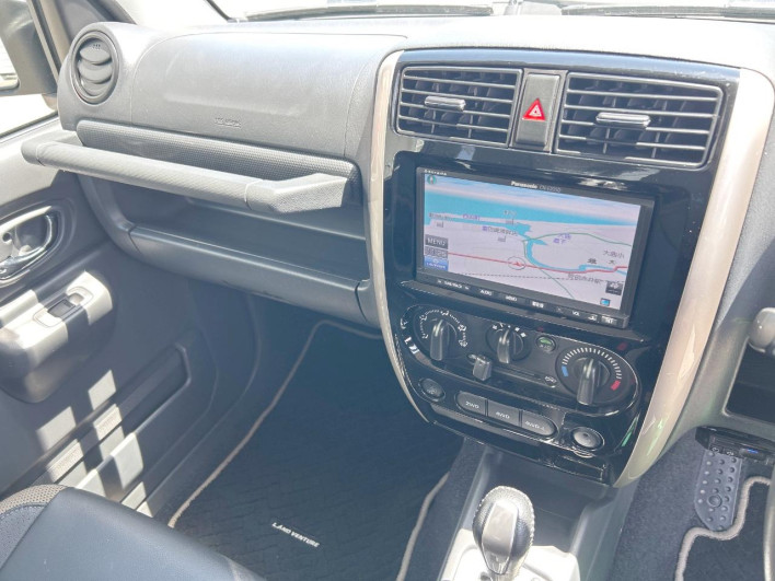2016 Suzuki Jimny ABA-JB23W (UW-69f6bc1ed82df)[13]