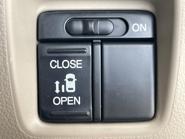 2012 Honda N-BOX DBA-JF1 (UW-69f6bc24d8ea5)[16]