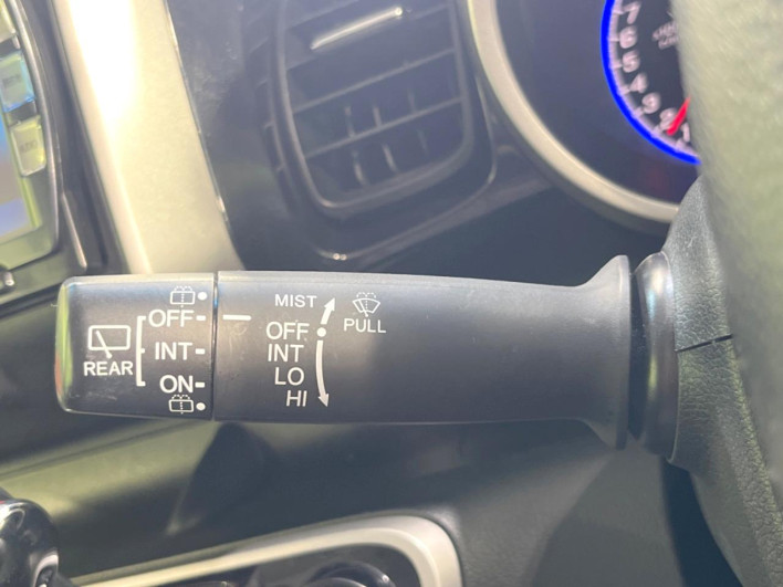 2013 Honda N-BOX CUSTOM DBA-JF1 (UW-69f6bc254634a)[20]