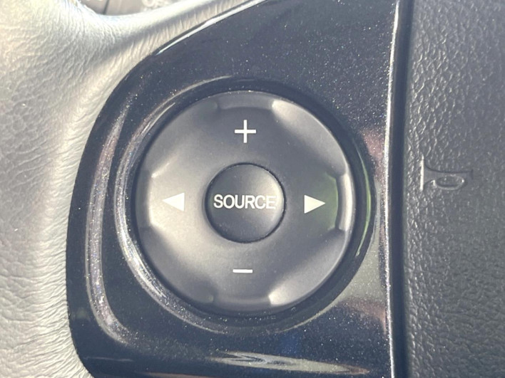 2013 Honda N-BOX CUSTOM DBA-JF1 (UW-69f6bc254634a)[18]