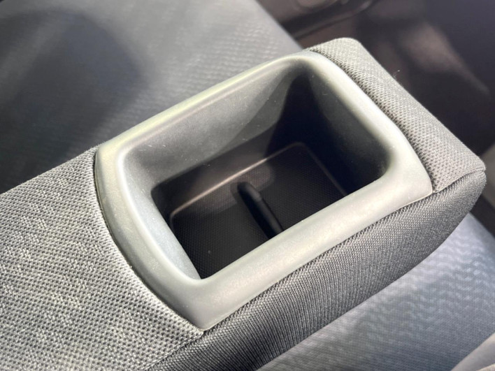 2013 Honda N-BOX CUSTOM DBA-JF1 (UW-69f6bc254634a)[27]