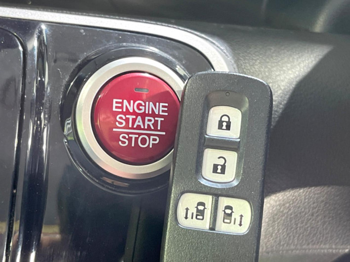2013 Honda N-BOX CUSTOM DBA-JF1 (UW-69f6bc254634a)[24]