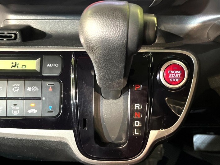 2014 Honda N-BOX DBA-JF1 (UW-69f6bc259b417)[19]