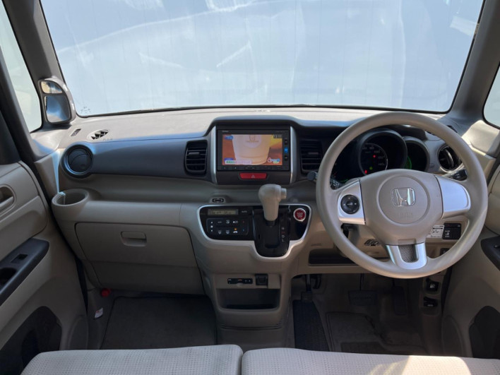 2017 Honda N-BOX DBA-JF1 (UW-69f6bc260a1f0)[9]
