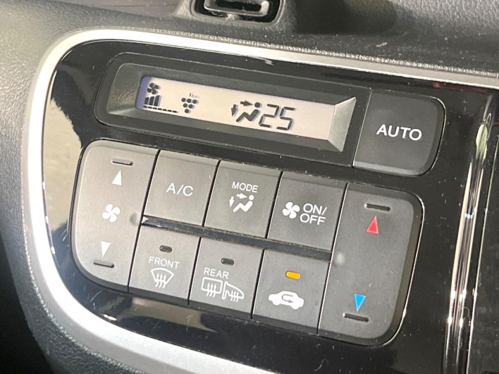 2016 Honda N-BOX CUSTOM DBA-JF1 (UW-69f6bc26c421c)[21]