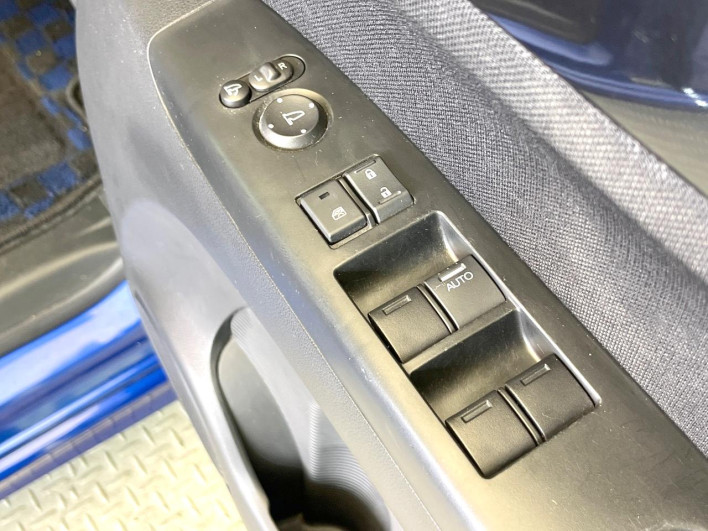 2016 Honda N-BOX CUSTOM DBA-JF1 (UW-69f6bc26c421c)[12]
