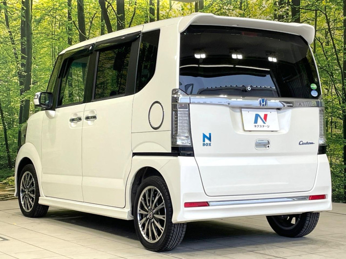 2015 Honda N-BOX CUSTOM DBA-JF1 (UW-69f6bc2812e97)[28]