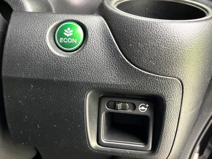 2015 Honda N-BOX Slash DBA-JF1 (UW-69f6bc289d353)[8]