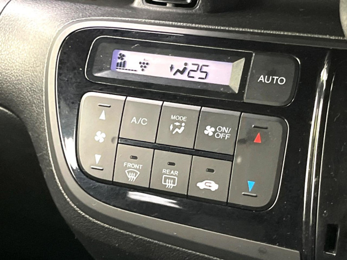 2015 Honda N-BOX Slash DBA-JF1 (UW-69f6bc289d353)[22]